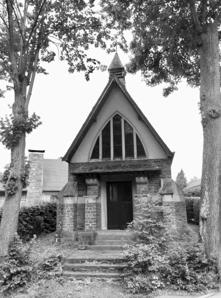 Chapelle Sainte Thérèse de Lisieux