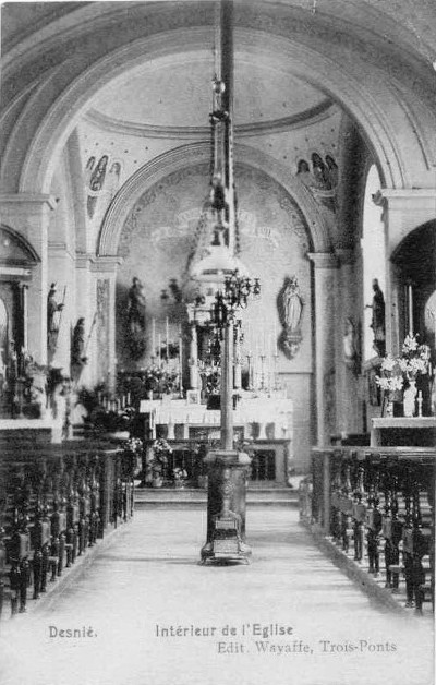 Intérieur de l’église de Desnié (carte postale)