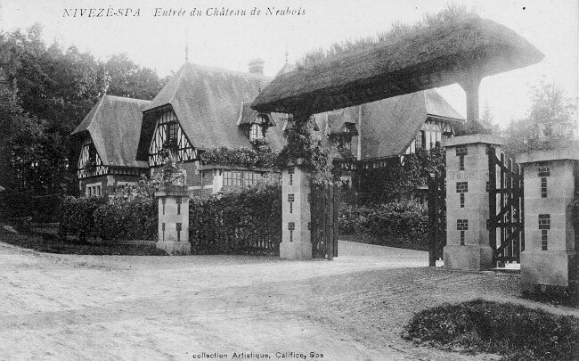 Le Relais, bâtiment situé à l’entrée du domaine du Neubois, avenue Peltzer de Clermont (carte postale)