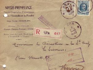 Enveloppe de la coopérative Nivezé Prévoyance en 1930, avec l’horaire d’accès au bureau. A cette époque, le volume des affaires ne nécessitait pas une ouverture journalière.